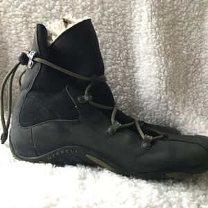 MERRELL Black Suede Ankle Boots Fleece Lining
